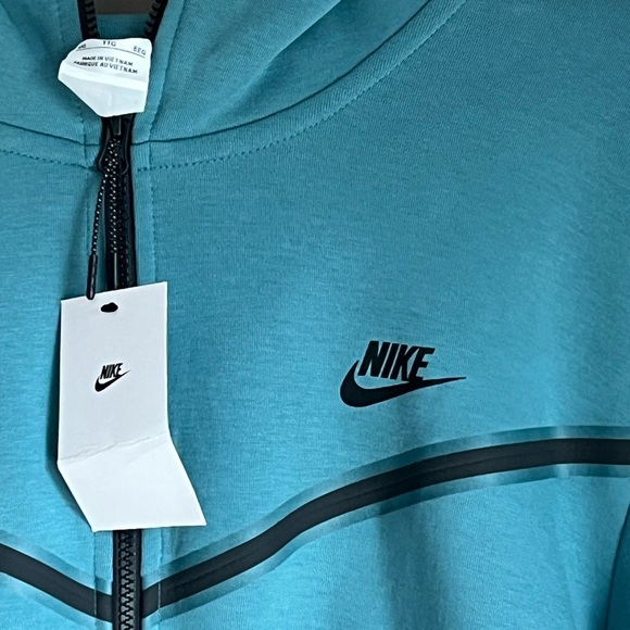 Nike sportswear Tech fleece full-zip hoodie - Picture 3 of 3